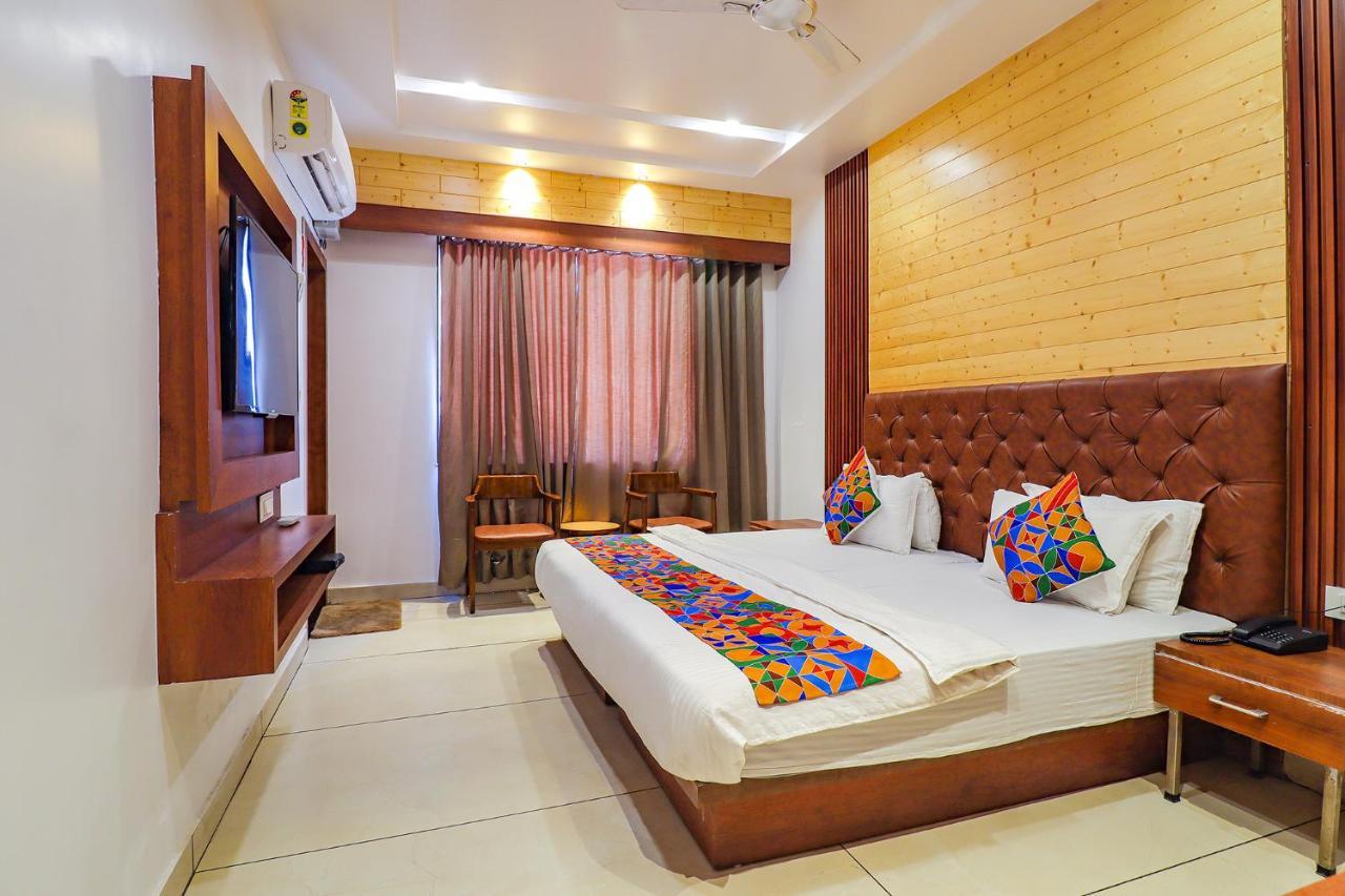 Fabhotel Grand Arya Patna  Exteriér fotografie